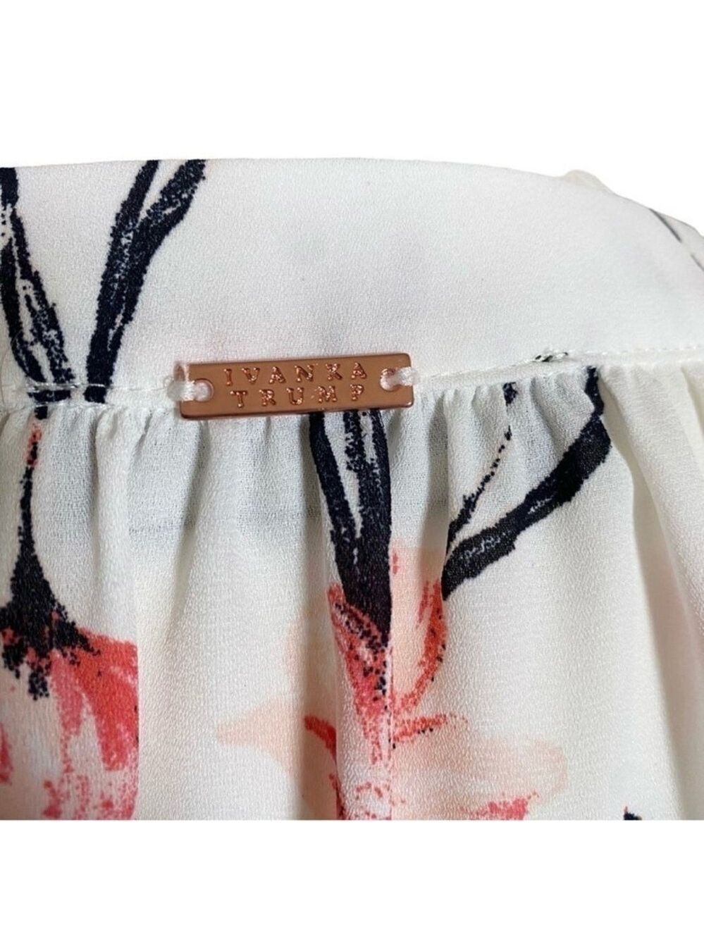 Ivanka Trump Sheer Floral White & Pink Long Sleeve V-Neck Flowy Blouse Sz Small - Picture 6 of 11